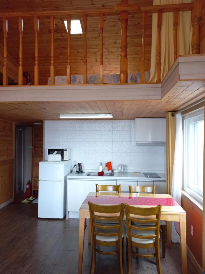Good Day Pension Seogwipo Exterior foto